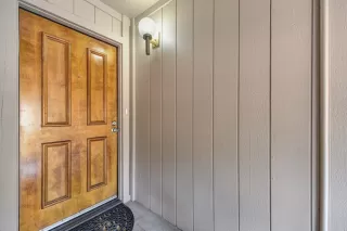 Photo #2: 221048813 Listing