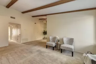 Photo #4: 221048813 Listing