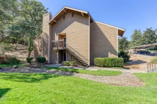 Photo #2: 221049010 Listing