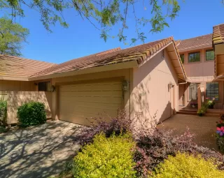 Photo #2: 221049332 Listing