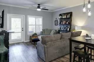 Photo #5: 221049458 Listing 