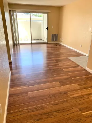 Photo #3: 221049984 Listing 