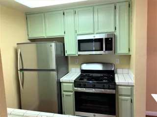 Photo #5: 221049984 Listing 