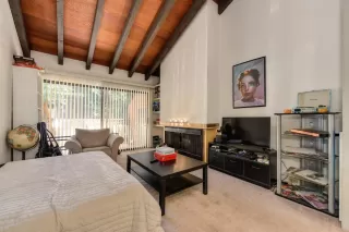 Photo #5: 221051097 Listing