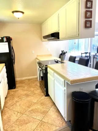 Photo #3: 221052197 Listing 