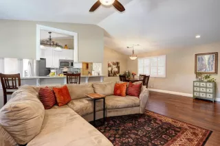 Photo #4: 221052425 Listing 