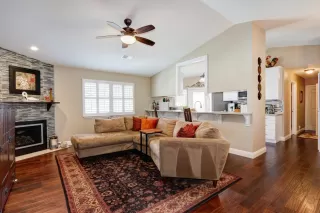 Photo #6: 221052425 Listing 