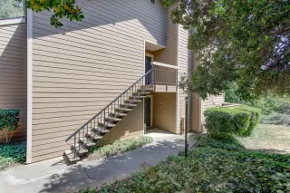 Photo #3: 221052461 Listing