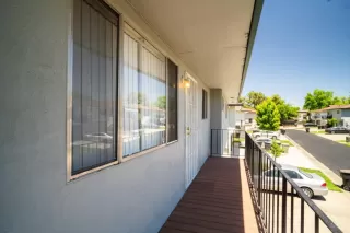 Photo #1: 221052888 Listing 