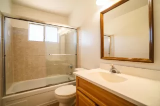 Photo #5: 221052888 Listing 