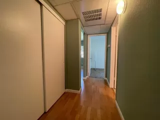 Photo #6: 221053003 Listing