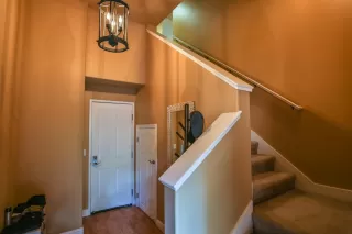 Photo #4: 221053193 Listing