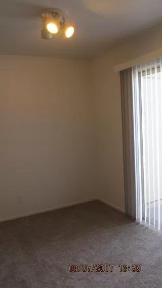 Photo #2: 221053212 Listing 