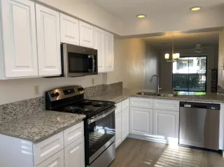 Photo #6: 221053218 Listing