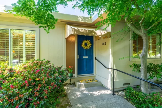 MLS: 221053292 Condo For Sale