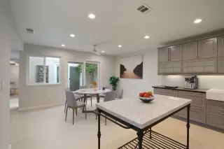 Photo #6: 221053499 Listing 