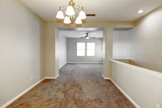 Photo #3: 221053851 Listing 