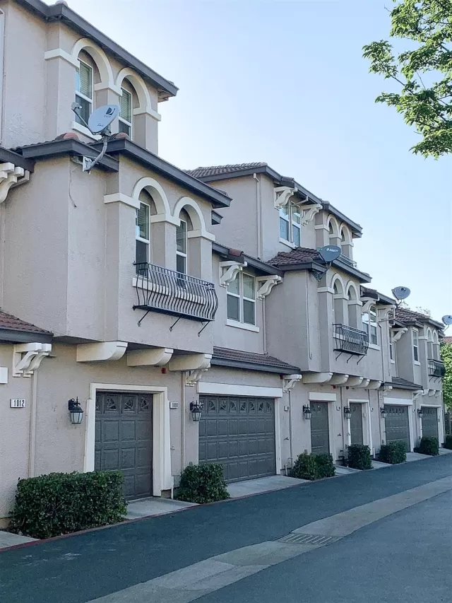 MLS: 221054008 Condo For Sale