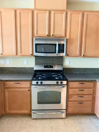 Photo #4: 221054008 Listing 