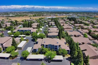 Photo #3: 221054205 Listing