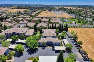 Photo #5: 221054205 Listing