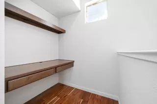 Photo #4: 221054467 Listing