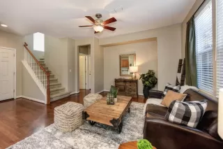 Photo #4: 221054597 Listing 