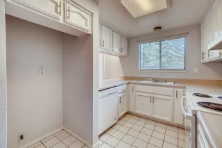 Photo #3: 221054678 Listing