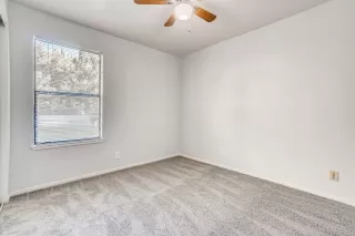 Photo #6: 221054678 Listing