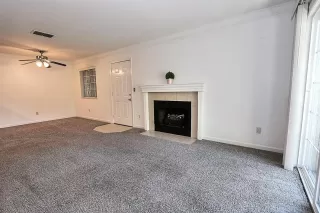 Photo #6: 221054822 Listing