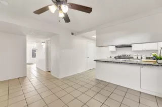 Photo #6: 221054868 Listing