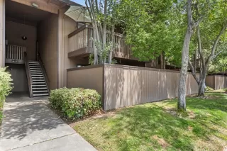 Photo #1: 221054912 Listing