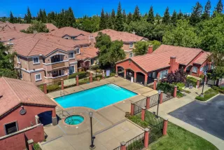 Photo #2: 221054924 Listing 