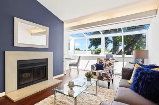 Photo #2: 221055023 Listing