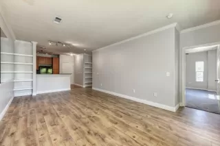 Photo #3: 221055100 Listing 