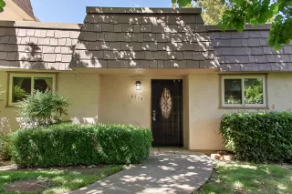 Photo #2: 221056546 Listing