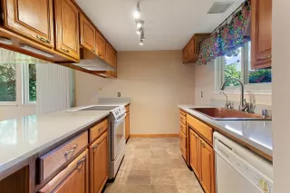 Photo #6: 221056546 Listing