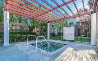 Photo #3: 221056658 Listing