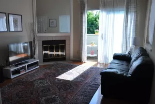 Photo #4: 221056658 Listing