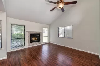 Photo #6: 221056887 Listing