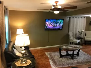 Photo #1: 221057163 Listing