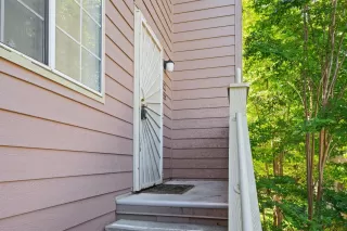 Photo #1: 221057498 Listing