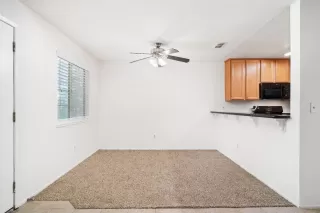 Photo #6: 221057498 Listing