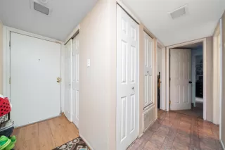 Photo #4: 221057668 Listing