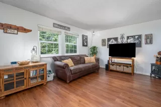 Photo #2: 221057820 Listing 