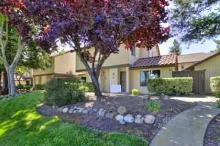 Photo #2: 221058035 Listing