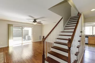 Photo #4: 221058035 Listing