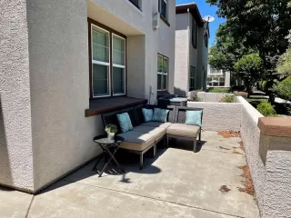 Photo #2: 221058477 Listing