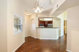 Photo #1: 221058577 Listing