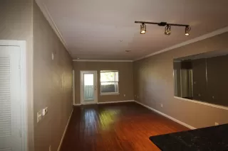 Photo #2: 221058694 Listing 